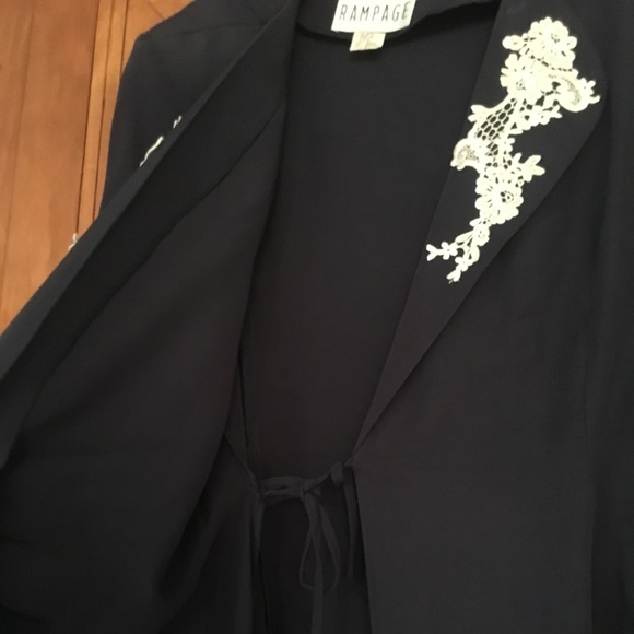 VINTAGE RAMPAGE FLORAL DRESS. - Picture 6 of 7